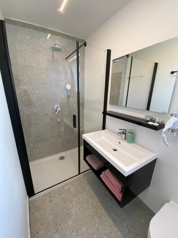 Apartmani Kumenat Biograd Na Moru Bagian luar foto