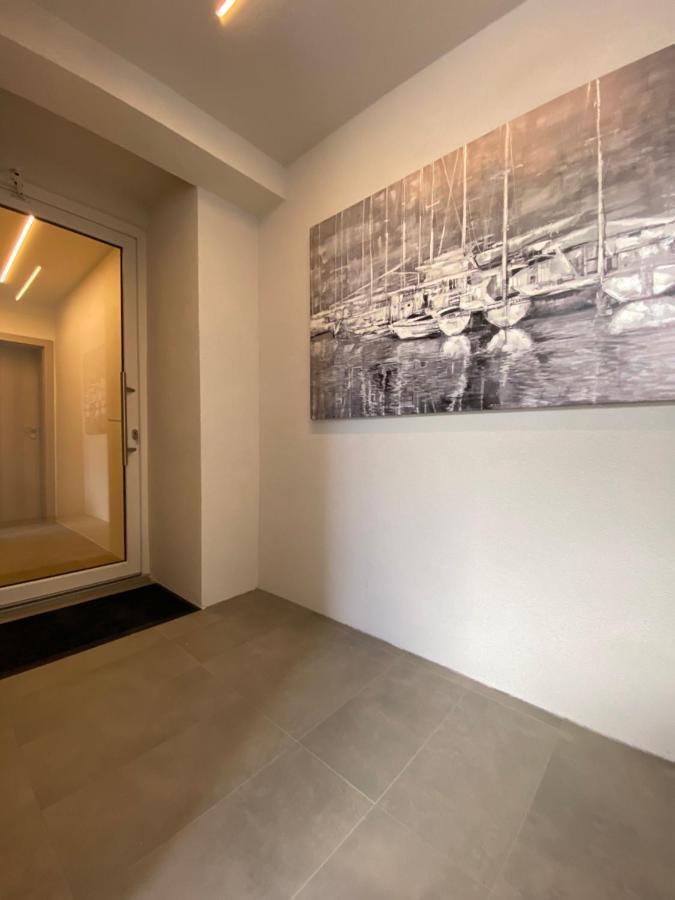 Apartmani Kumenat Biograd Na Moru Bagian luar foto