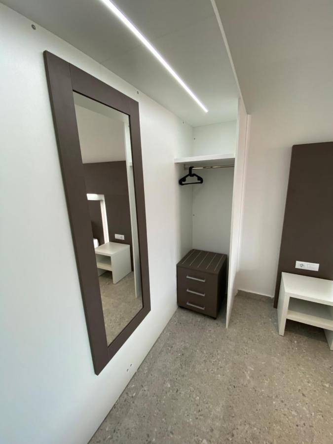 Apartmani Kumenat Biograd Na Moru Bagian luar foto