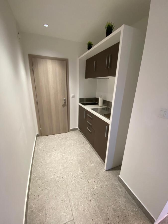 Apartmani Kumenat Biograd Na Moru Bagian luar foto